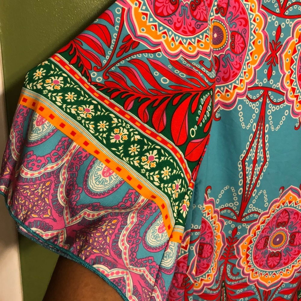 Dress - Picture 2 of 3